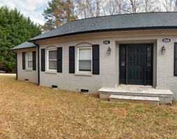 featured image of 1234 N Dobys Bridge Rd