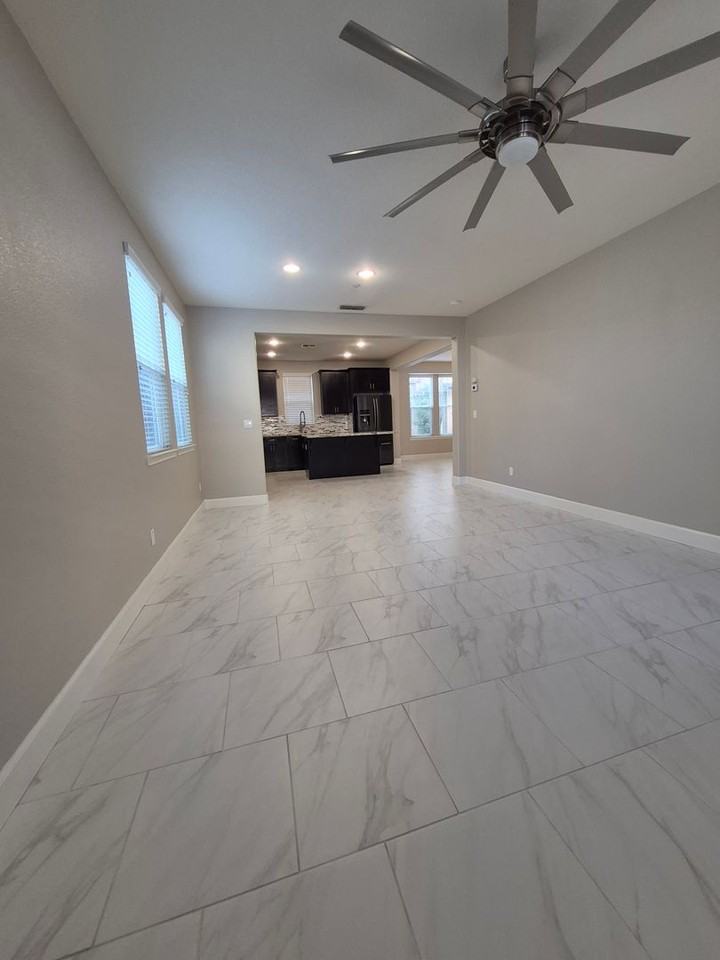 624 Saint Armel Pl - Photo 7 of 27