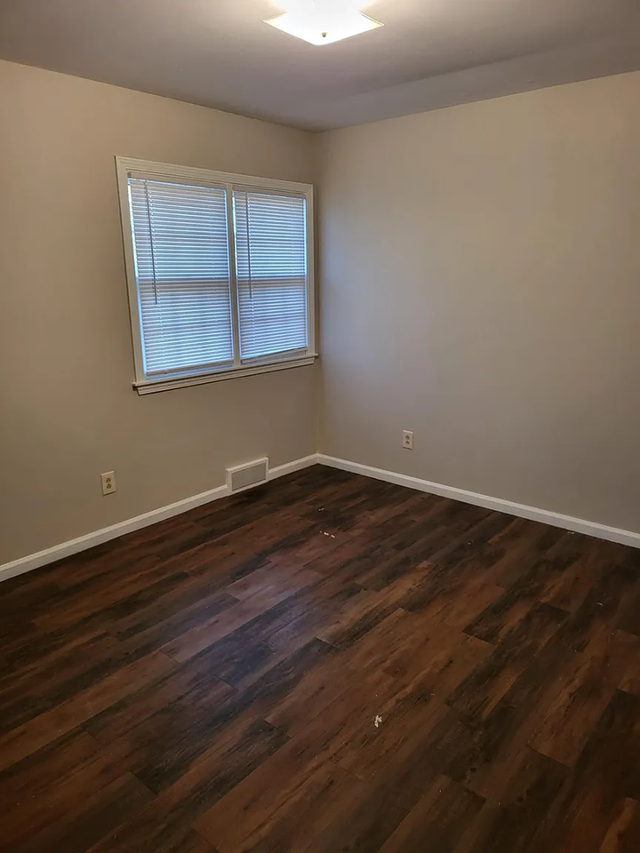 12618 E 41st Ter S - Photo 7 of 14