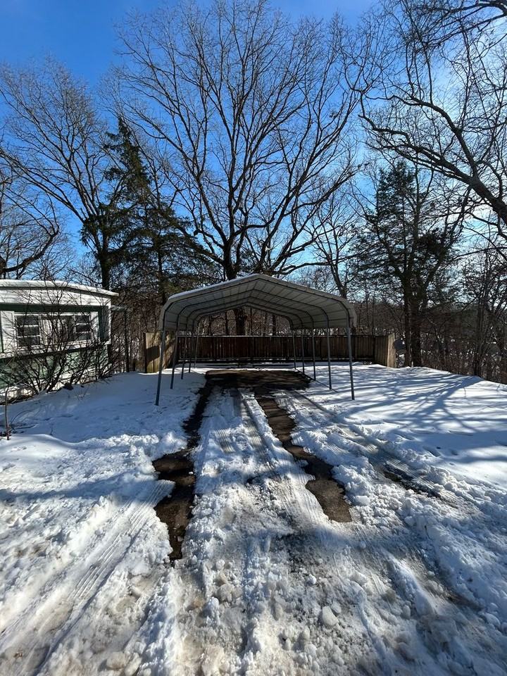 24 Skyline Dr - Photo 2 of 18