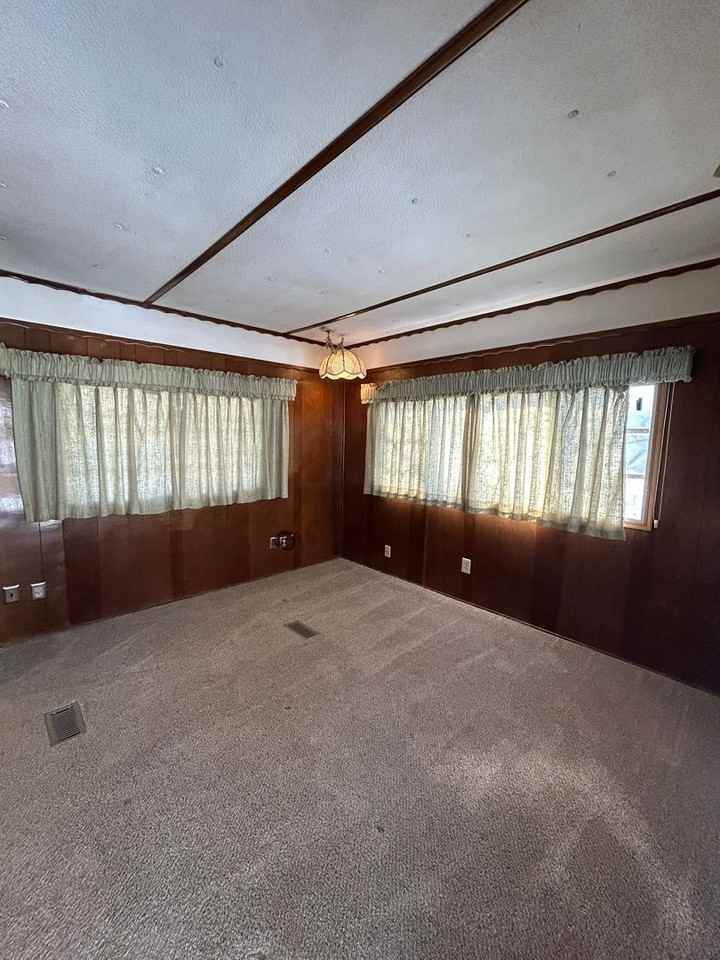 24 Skyline Dr - Photo 3 of 18