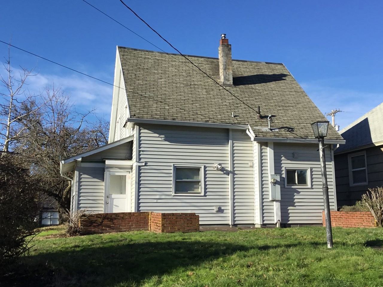 8434 Se 17th Ave - Photo 3 of 19