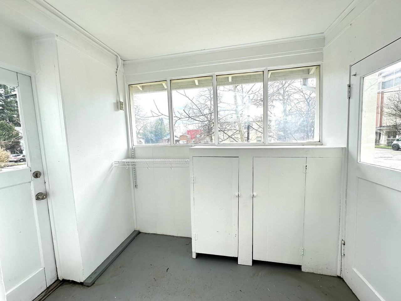 8434 Se 17th Ave - Photo 6 of 19