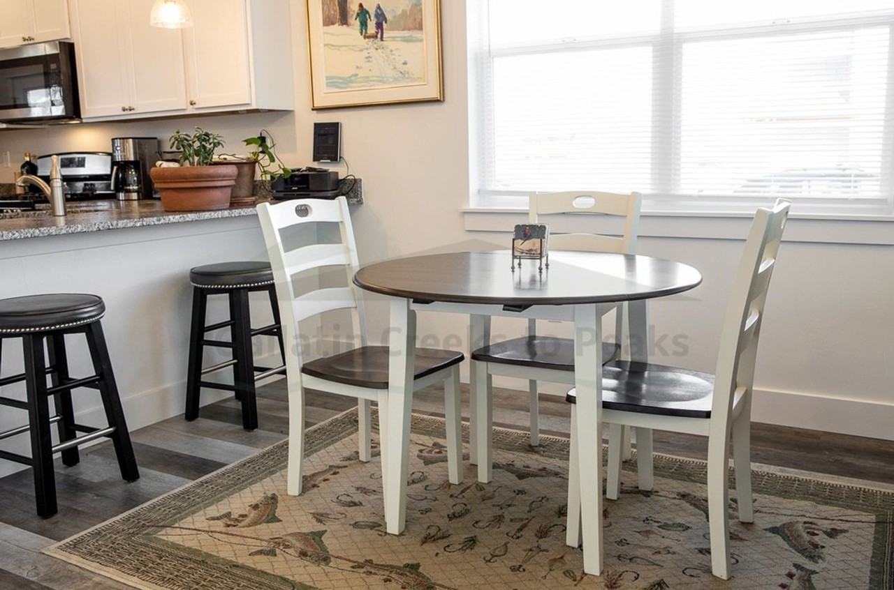 2282 Renee Way - Photo 6 of 12