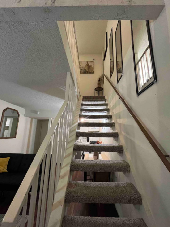 701 W. 25th St - Photo 7 of 10