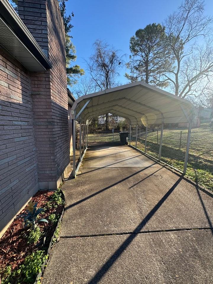 1908 Berkshire Dr - Photo 5 of 27