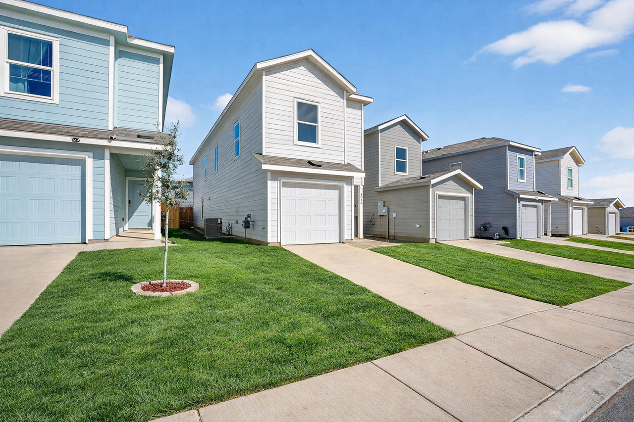 6734 Pumice Pl - Photo 2 of 19