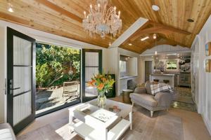 featured image of 7 Summit Ave