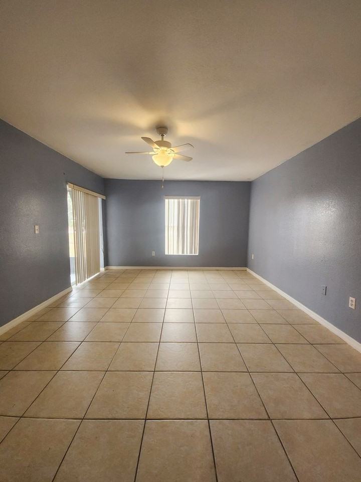 732 Bobcat Ct - Photo 5 of 13