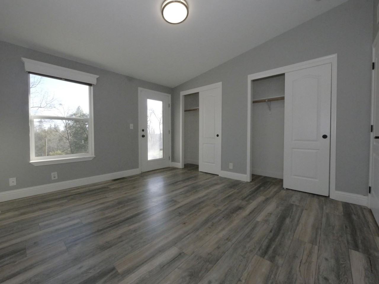 916 Simpson Rd - Photo 7 of 19