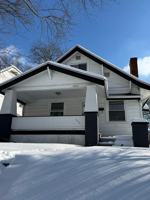 featured image of 1033 Chalker St