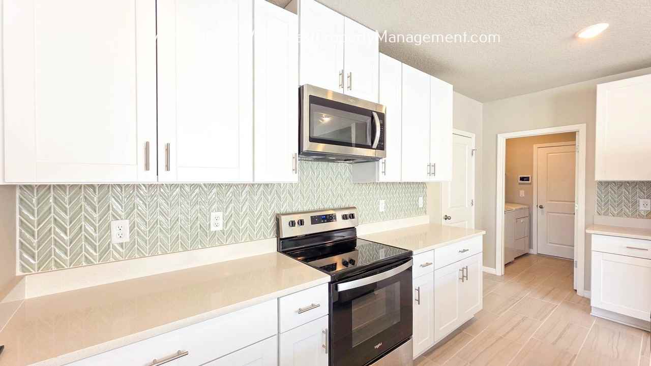 7209 Amelia River Dr - Photo 3 of 44