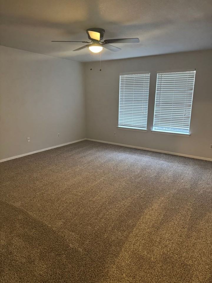 5921 Pleasant Hill Dr - Photo 6 of 14