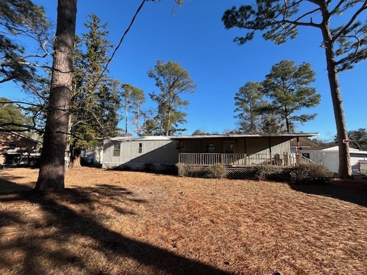 118 Royal St - Photo 3 of 34