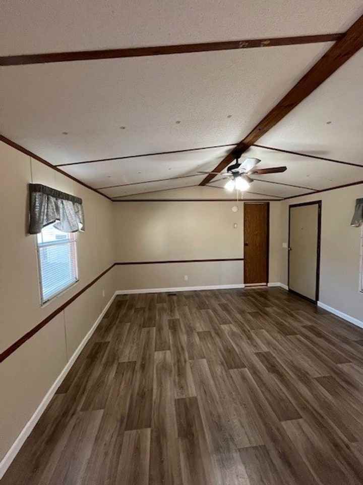 118 Royal St - Photo 7 of 34