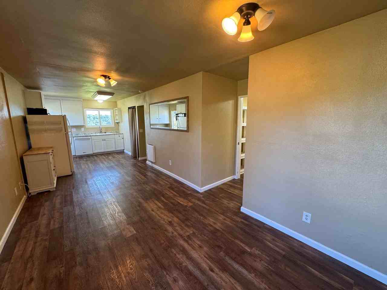 1571 Vista Grande Ln #B - Photo 2 of 14