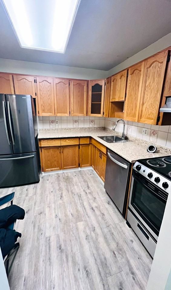 1 Burland Ave - Photo 2 of 15