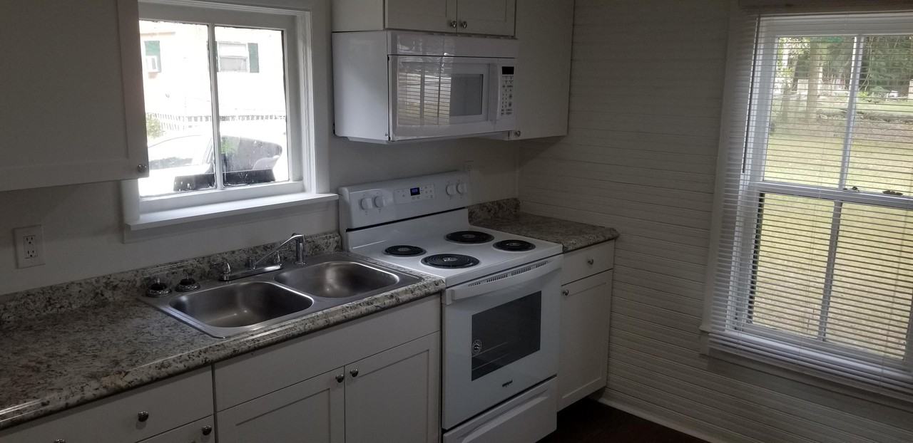 2012 Husson Ave - Photo 7 of 19