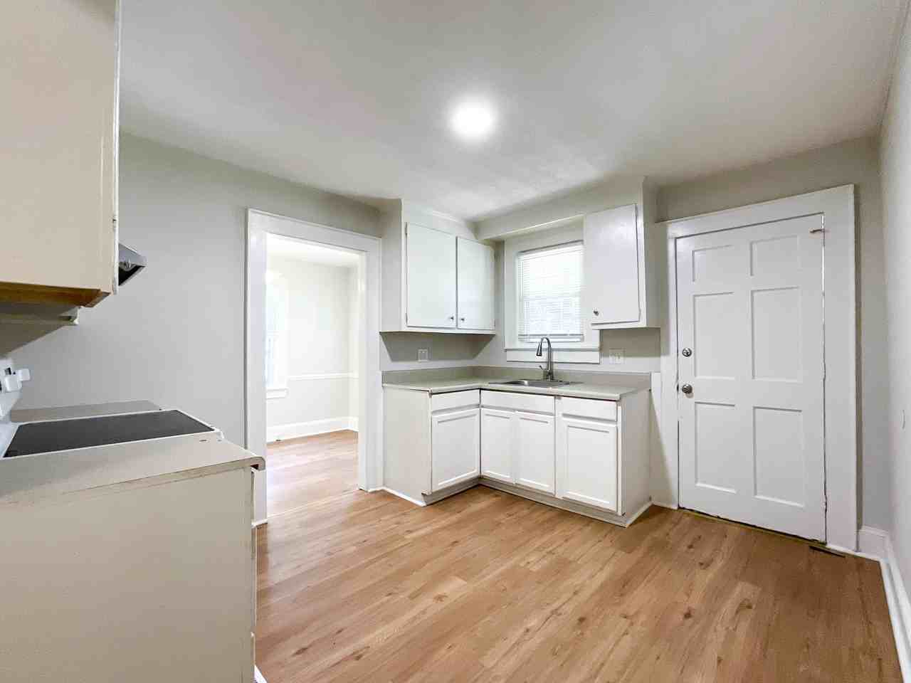 512 Carl St #1 - Photo 7 of 10