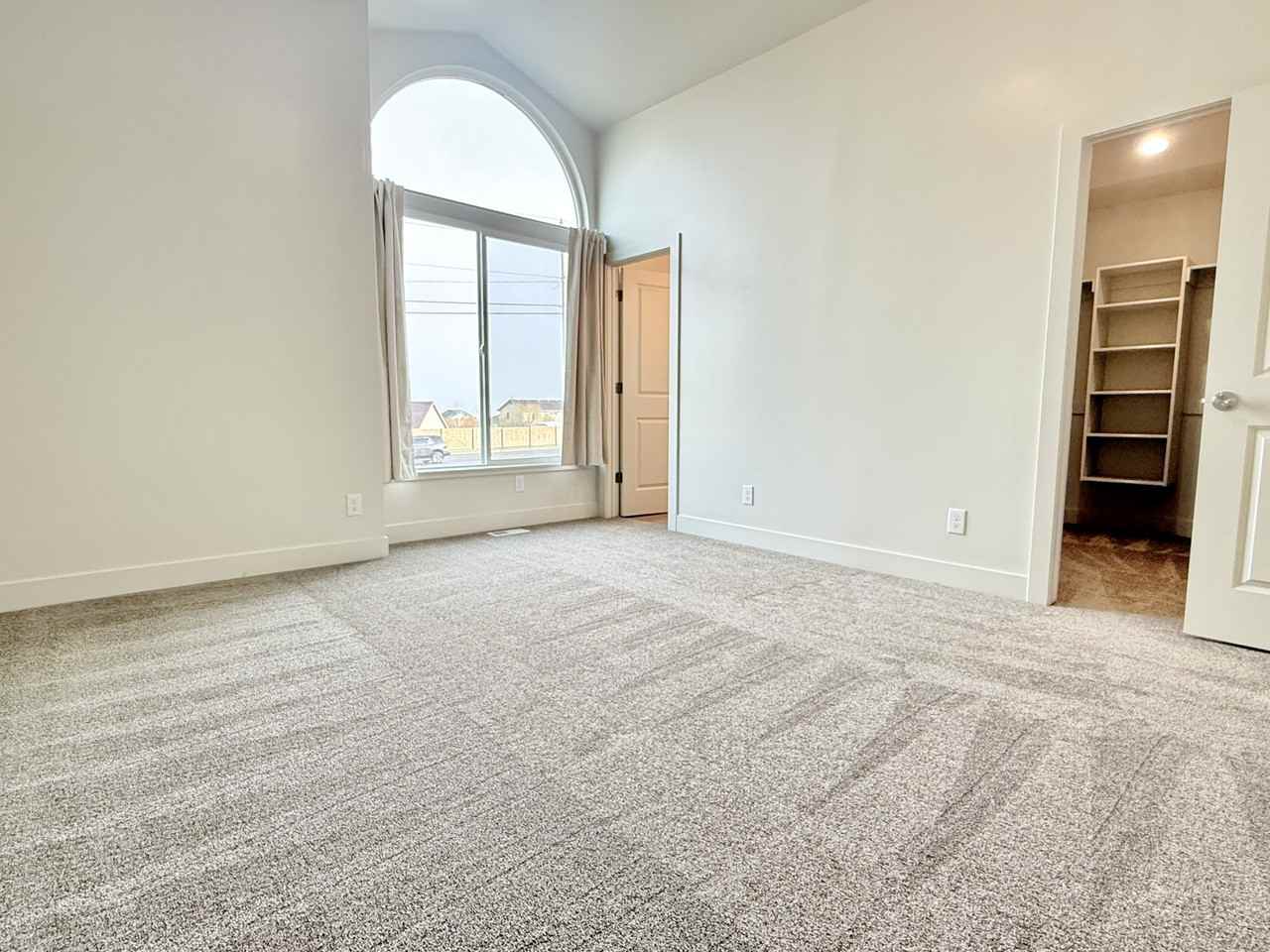 5687 S Esprit Dr #1 - Photo 7 of 50