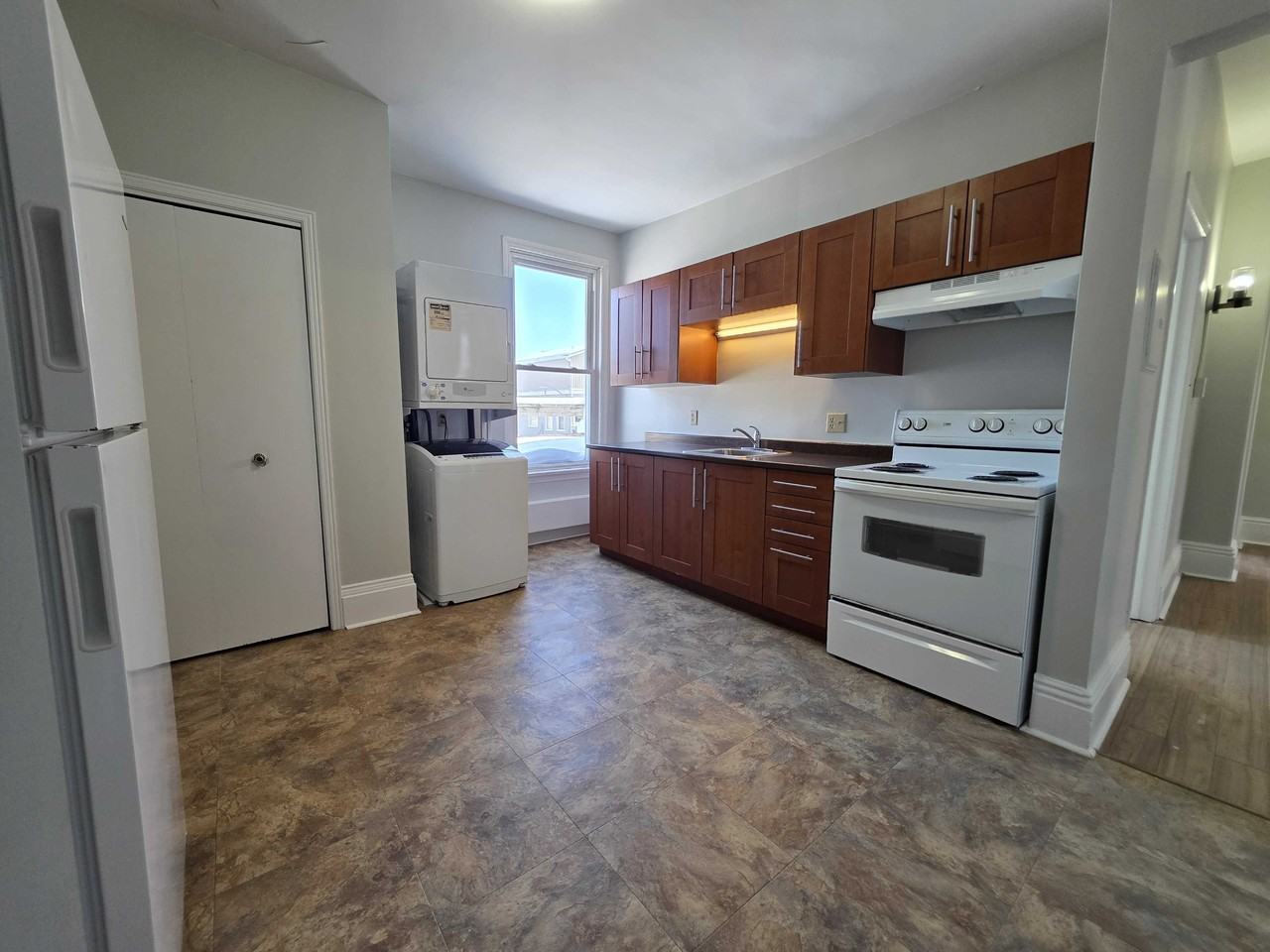 11 Montreal St #11 - Photo 4 of 15