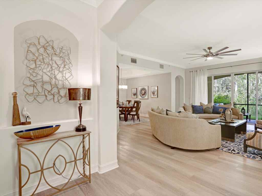 2847 Tiburon Blvd E #1 - Photo 5 of 50