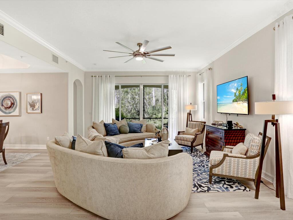 2847 Tiburon Blvd E #1 - Photo 6 of 50