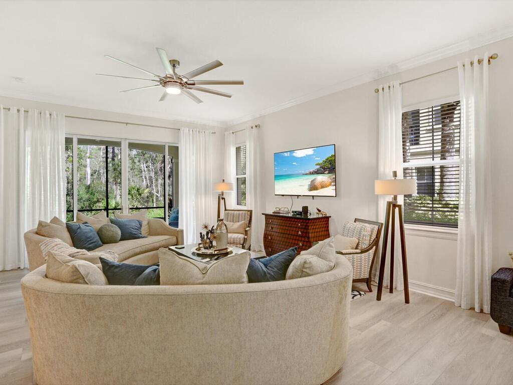 2847 Tiburon Blvd E #1 - Photo 7 of 50