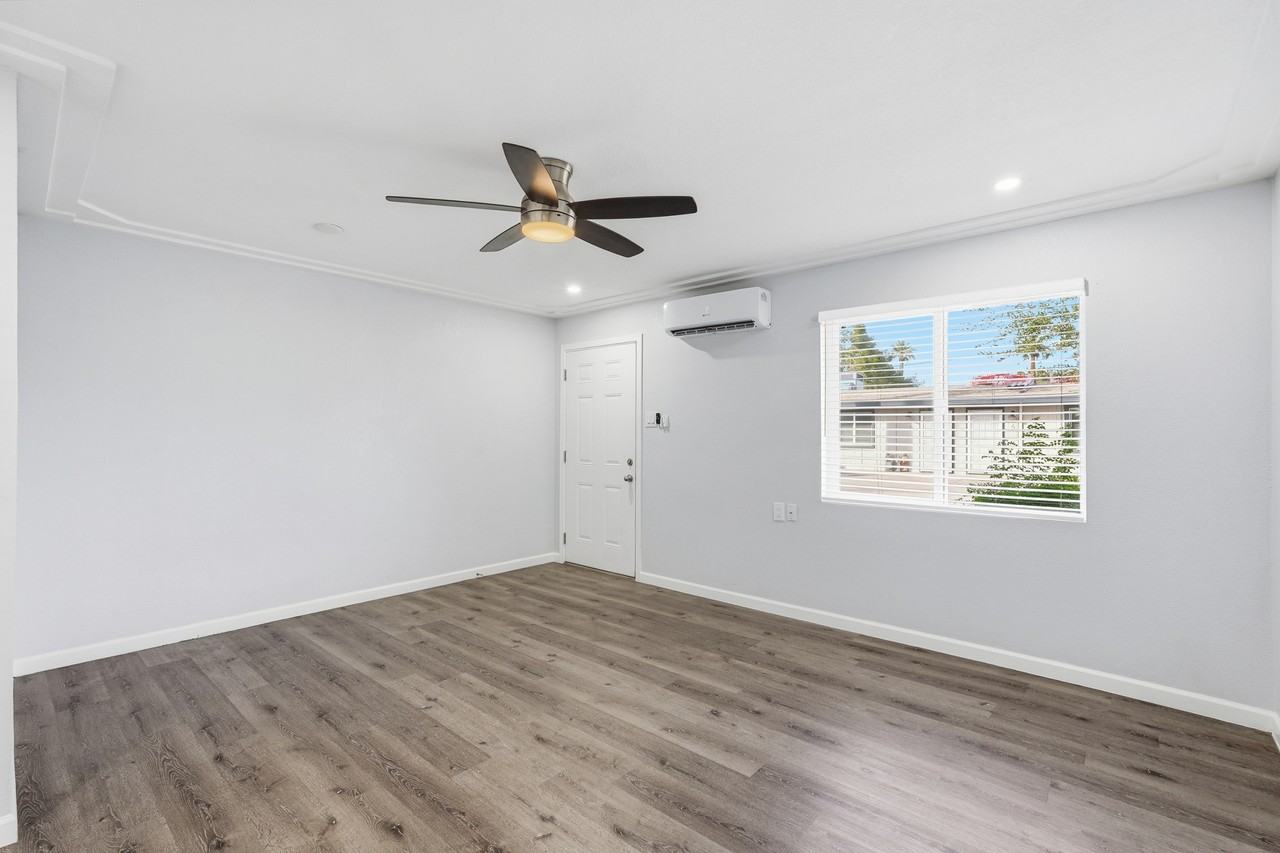 2535 N 52nd St #12 - Photo 5 of 15