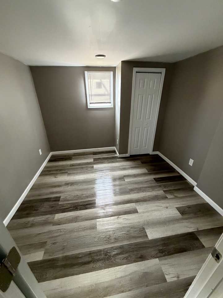 110 - 116 East Chilhowie Avenue - 4A #4A - Photo 2 of 11