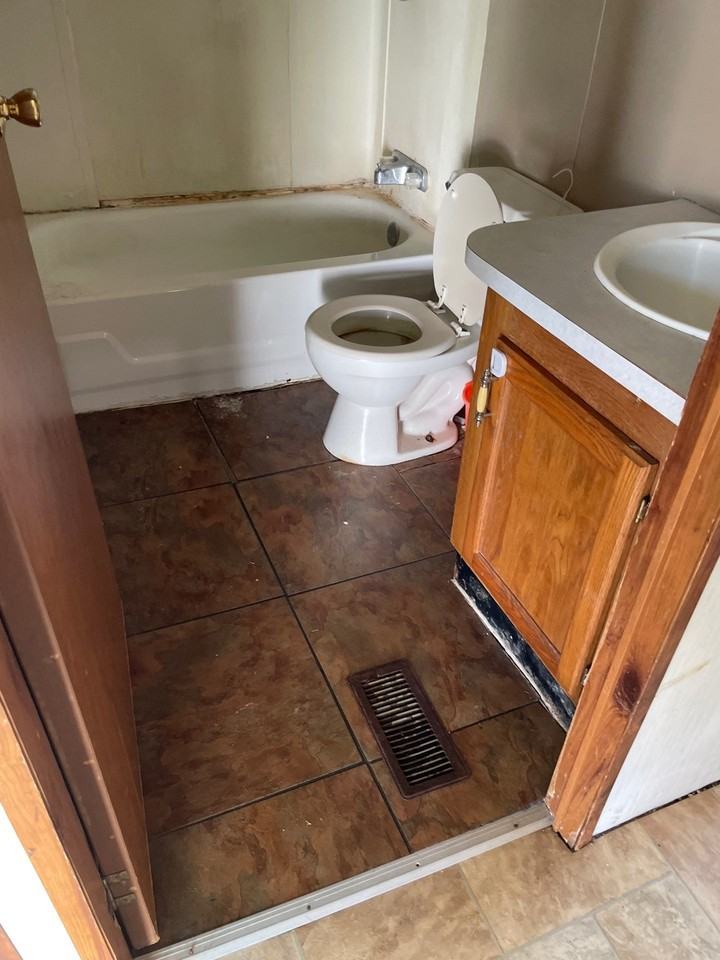 270 S Walnut St Trlr 5 #LOT5 - Photo 3 of 7