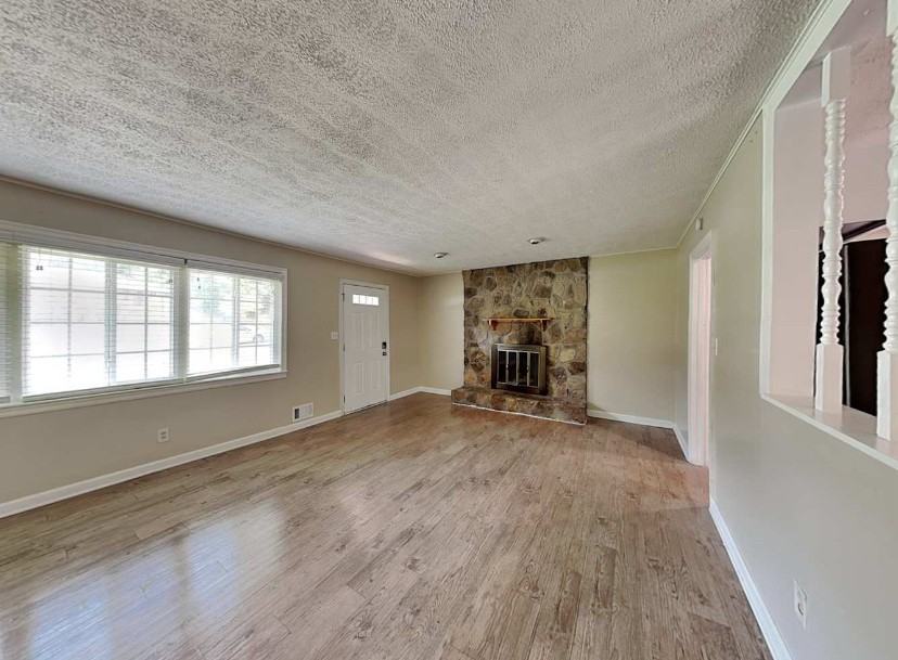 749 Birchwood Lane Southwest #1 - Photo 5 of 6