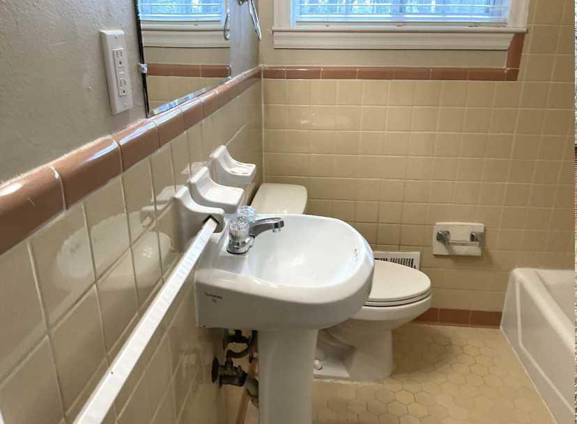 749 Birchwood Lane Southwest #1 - Photo 6 of 6