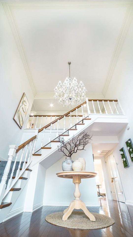 1476 Crestline Dr #1 - Photo 3 of 50