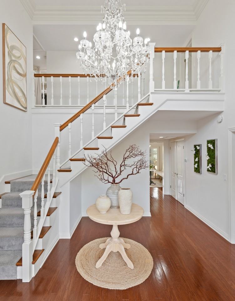 1476 Crestline Dr #1 - Photo 4 of 50