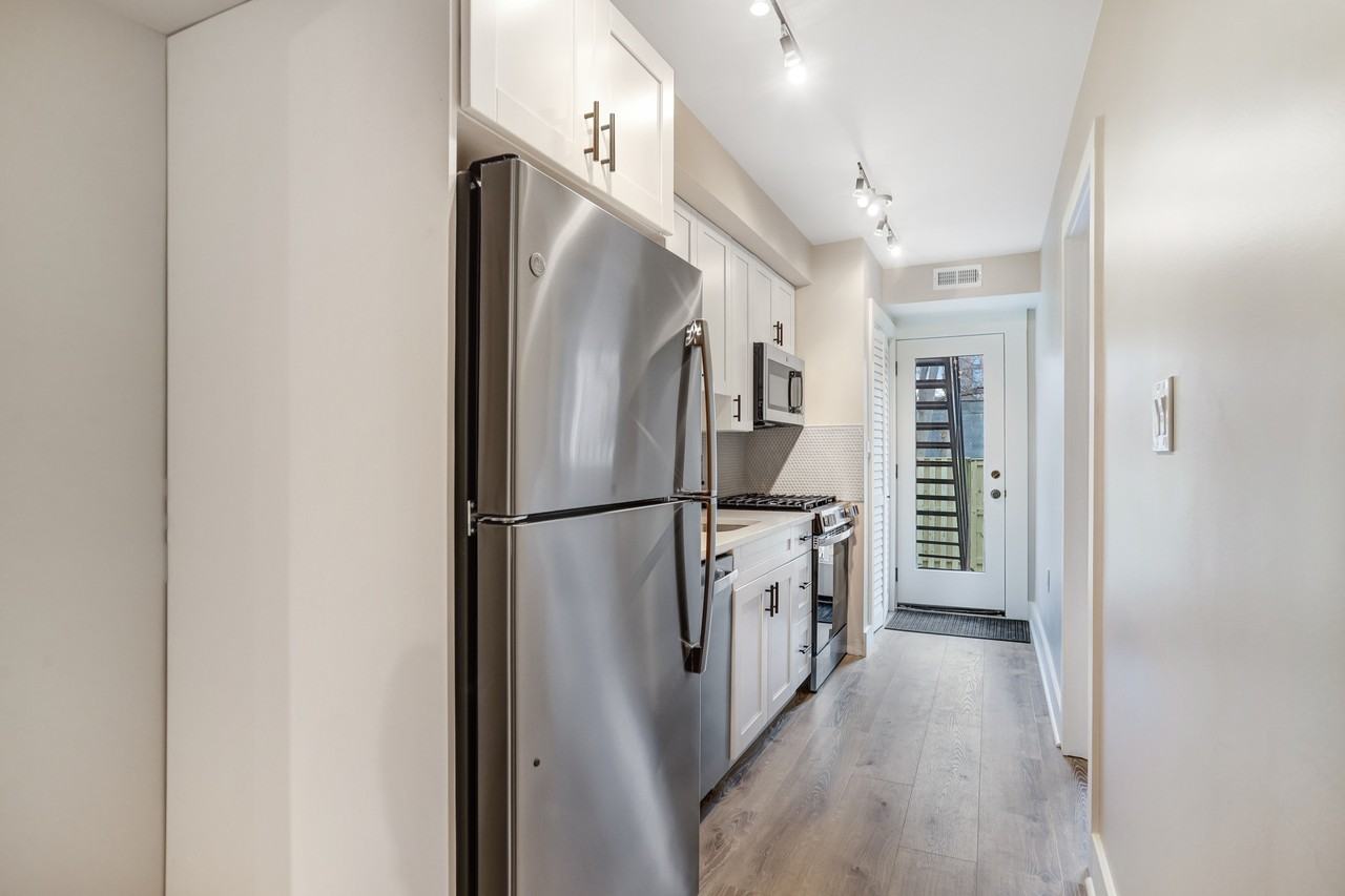 1526 2nd St Sw #1 - Photo 5 of 30