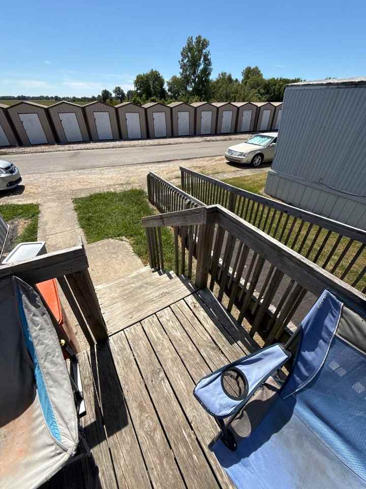 270 S Walnut St Trlr 17 - Photo 2 of 5