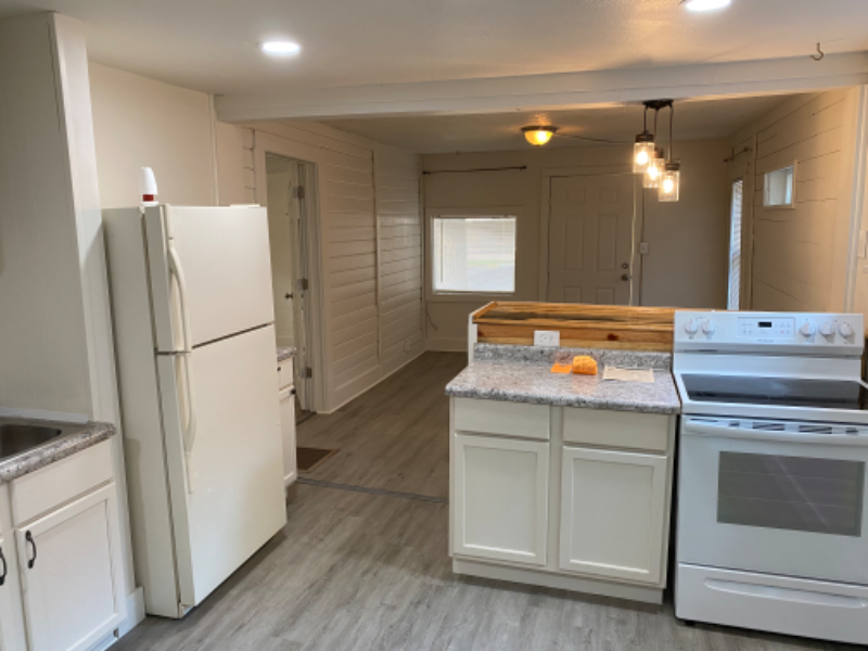 711 N 26th St #1 - Photo 3 of 9