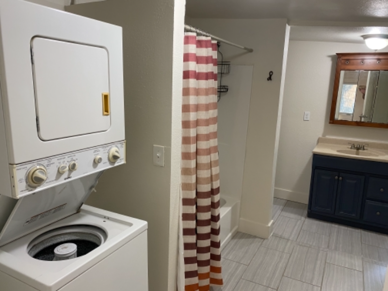 711 N 26th St #1 - Photo 7 of 9