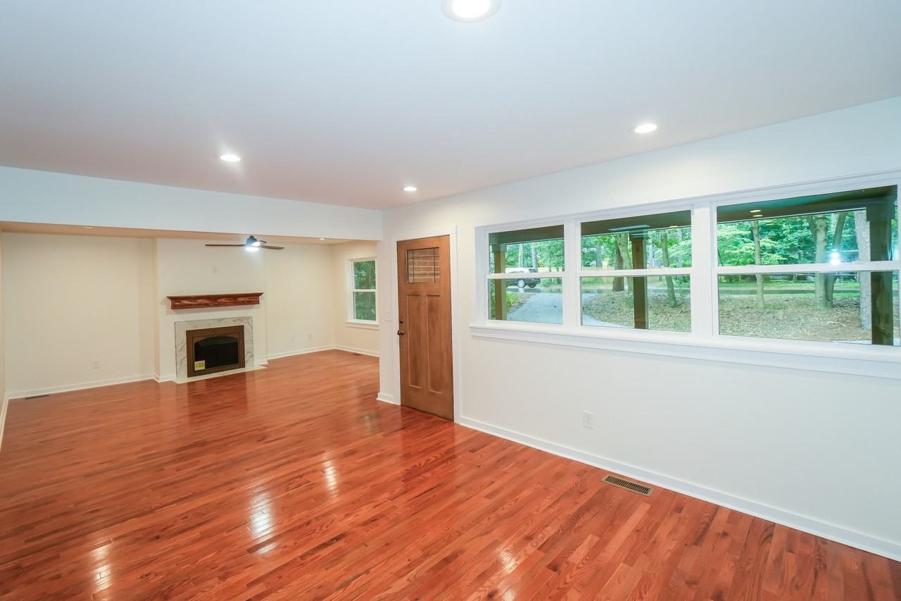 440 S May St #1 - Photo 7 of 18