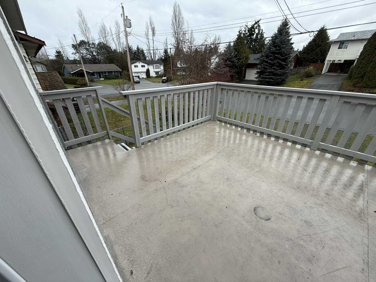 202 Derby Pl Uppr - Photo 3 of 23