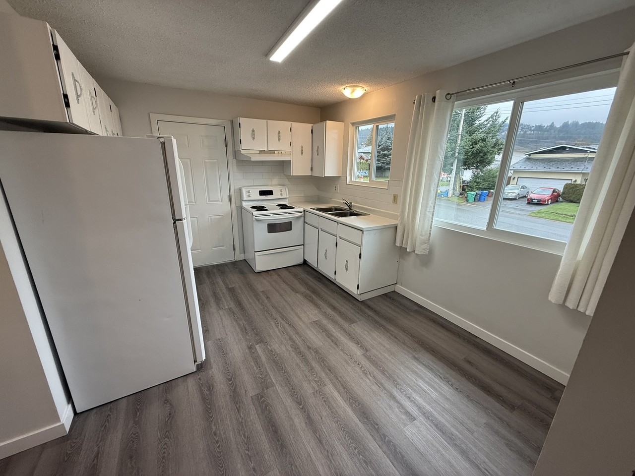 202 Derby Pl Uppr - Photo 5 of 23