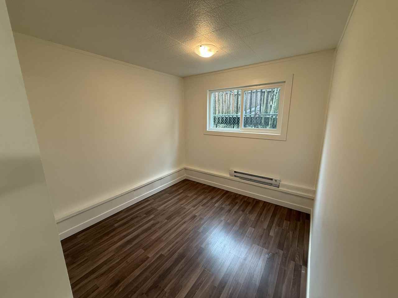 202 Derby Pl Lowr - Photo 2 of 17