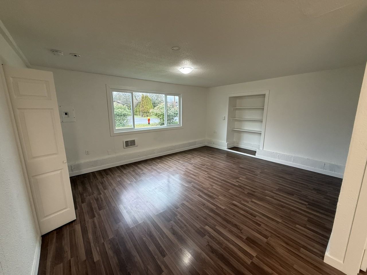 202 Derby Pl Lowr - Photo 4 of 17