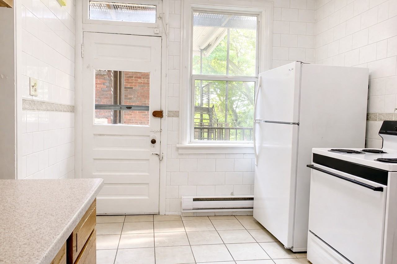 5536 KAMIN STREETAPT 22 #22 - Photo 2 of 10