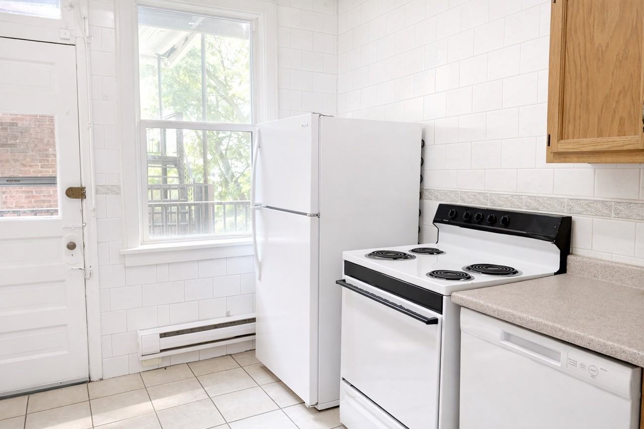 5536 KAMIN STREETAPT 22 #22 - Photo 3 of 10