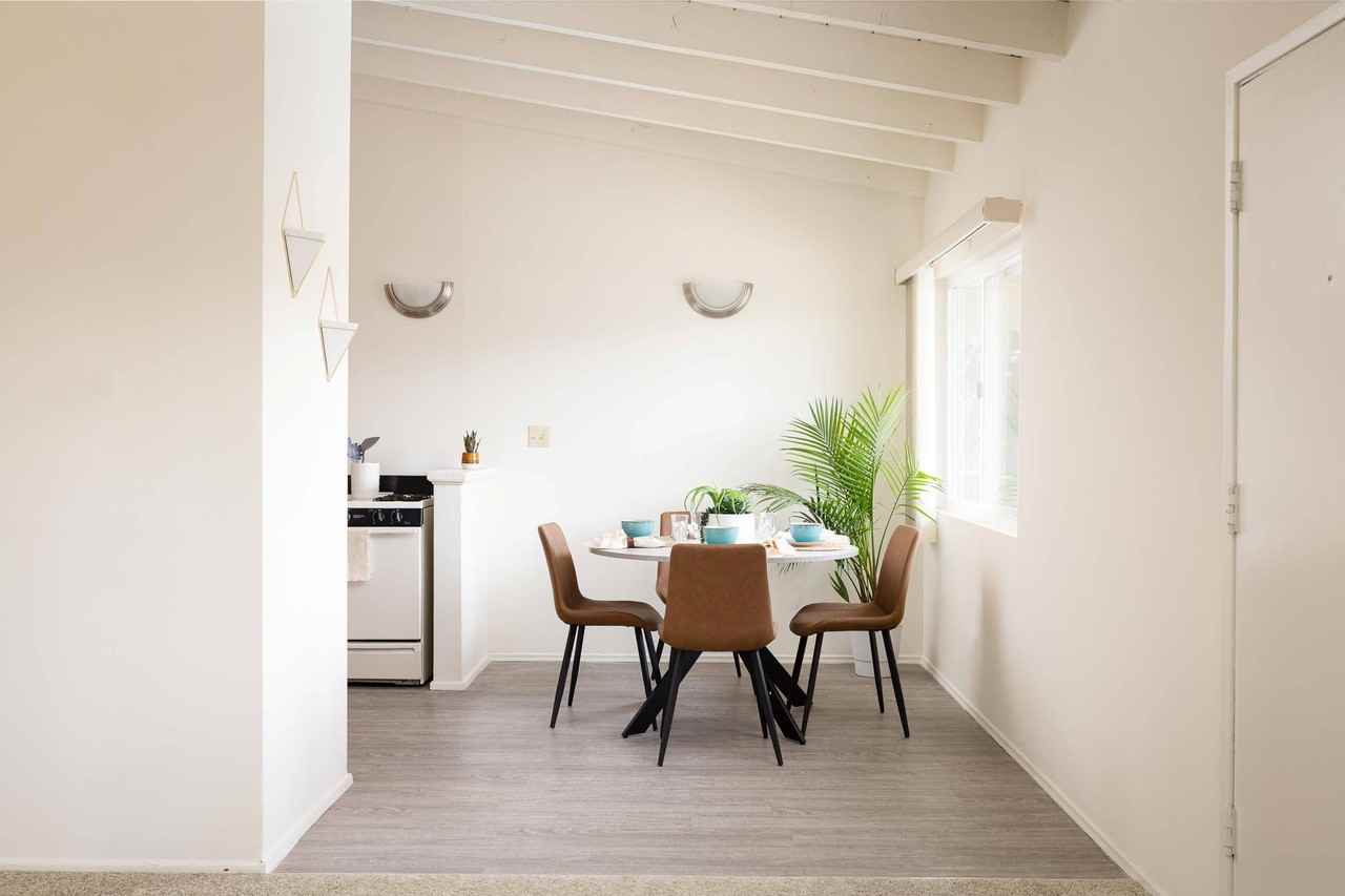 Desert Spa Apartments - Photo 7 of 50