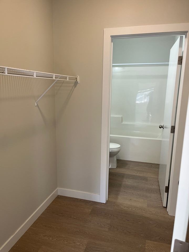 718 Kylemore Ave #1 - Photo 6 of 15