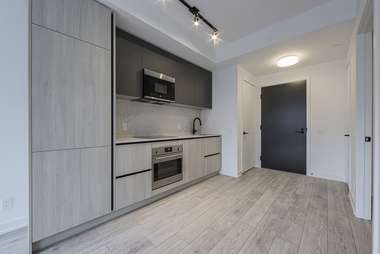 108 Peter & Adelaide #3509 - Photo 6 of 23