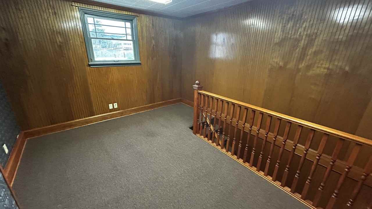 415 Se Jackson St #1 - Photo 6 of 10